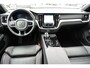 Volvo V60 T6 Plug-in hybrid AWD Plus Dark | Semi- Elektrische Trekhaak | Premium audio by Harman Kardon | Verwarmbare voor- en achterstoelen + stuurwiel | Rondomzicht camera | Verwarmbare Voorruit