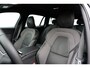 Volvo V60 T6 Plug-in hybrid AWD Plus Dark | Semi- Elektrische Trekhaak | Premium audio by Harman Kardon | Verwarmbare voor- en achterstoelen + stuurwiel | Rondomzicht camera | Verwarmbare Voorruit