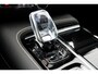 Volvo V60 T6 Plug-in hybrid AWD Plus Dark | Semi- Elektrische Trekhaak | Premium audio by Harman Kardon | Verwarmbare voor- en achterstoelen + stuurwiel | Rondomzicht camera | Verwarmbare Voorruit