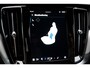 Volvo V60 T6 Plug-in hybrid AWD Plus Dark | Semi- Elektrische Trekhaak | Premium audio by Harman Kardon | Verwarmbare voor- en achterstoelen + stuurwiel | Rondomzicht camera | Verwarmbare Voorruit