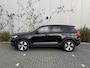 Volvo XC40 2.0 B3 Momentum Business | Adaptive Cruise Control | BLIS Dodehoek Detectie | Keyless | ALL-Seasons | | Trekhaak uitklapbaar | Getint Glas |