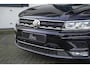 Volkswagen Tiguan 2.0 TSI 4Motion Highline PANO / TREKHAAK / CAMERA