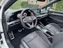 Volkswagen Golf 8.5 1.5 ETSI R-LINE DSG Black Style150pk Panoramadak Matrix LED