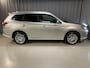 Mitsubishi Outlander 2.4 PHEV Intense 18"/Adaptieve cruise/Dodehoek/LED/Stoelverwarming/PDC v+a/Camera/Apple Carplay & Android Auto