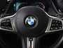 BMW 1-Serie 118i M Sport | Panoramadak | Stoelverwarming | Camera | Sportstoelen | Harman/Kardon | Stuurverwarming | Carplay | Navigatie | Live Cockpit | Full LED | Getint glas