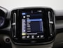 Volvo XC40 1.5 T4 Recharge Inscription | Automaat | Apple Carplay/ Android Auto | Stoel/ Stuur Verwarming | Cruise Control Adaptief | Elektrisch Bedienbare Achterklep | Parkeersensoren | DAB | LMV |