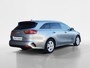 Kia Ceed Sportswagon 1.0T DynamicPlusLine | Stoel en stuurverwarming | Dodehoekdetectie | Getinte ramen achter | Elektrische achterklep | Keyless met startknop | Parkeersensoren voor en achter |