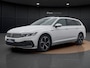 Volkswagen Passat Variant 1.4 TSI PHEV GTE Business | Pano dak | Trekhaak | Camera | Elek. Achterklep | Stoelverwarming | 18'' |