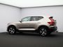 Volvo XC40 T4 Plug-in hybrid Plus Bright / Trekhaak / Harman Kardon / Elektr. bed. stoelen / Stoel+stuurwielverwarming