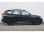BMW X1 xDrive25e High Executive | Pano | Head-up | Camera | Verwarming
