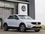 Volkswagen T-Roc 1.5 TSI 150 pk DSG IQ Drive | Trekhaak | Navigatie | Climatronic | ACC | App Connect | Stoelverwarming | PDC | Elektrische Klep |