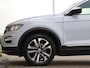 Volkswagen T-Roc 1.5 TSI 150 pk DSG IQ Drive | Trekhaak | Navigatie | Climatronic | ACC | App Connect | Stoelverwarming | PDC | Elektrische Klep |