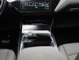 Audi E-tron 55 quattro Business edition 95 kWh | Parkeersensoren | Elektrisch Achterklep | Climate Control | Lichtmetalen Velgen |