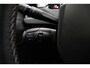 Peugeot 208 1.2 PureTech Blue Lease Executive | Navigatie | Climate en Cruise Control | Lm-velgen | Buitenspiegels verwarmd