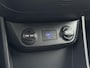 Hyundai Ioniq Comfort EV 38 kWh Automaat / Fabrieksgarantie tot 06-2026 / 8 jaar Batterijgarantie /Dealer onderhouden  / Dealer onderhouden / Achteruitrijcamera / Adaptieve CC / Navigatie / Apple Carplay Android / Stuur- en stoelverwarming / Infinity audio / Bluelink /