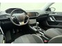 Peugeot 308 1.2 PureTech Style 130 PK | Handgeschakeld | Parkeersensor | Getinte ramen | Licht Metalen Velgen | Cruise Control | Airco | Navigatie | 1e eigenaar