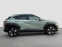 Hyundai Kona 1.6 GDI 141pk HEV Comfort Smart | Camera | Draadloos carplay | Climate control | Adaptive cruise control | Dodehoekdetectie | Elektrische achterklep | Full Led koplampen | 18'' velgen | Stuurverwarming | Stoelverwarming