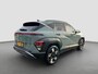 Hyundai Kona 1.6 GDI 141pk HEV Comfort Smart | Camera | Draadloos carplay | Climate control | Adaptive cruise control | Dodehoekdetectie | Elektrische achterklep | Full Led koplampen | 18'' velgen | Stuurverwarming | Stoelverwarming