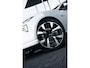 Polestar 4 Long Range Dual motor 100 kWh Pilot | Plus | 22" Performance | Adaptive Cruise Control | Pixel LED | Harman Kardon | Extra getint glas | 360 Camera | Stoelverwarming voor + achter | Verwarmd stuurwiel | Elektrisch verstelbare stoelen incl. memory | Polestar digital key |