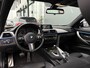 BMW 3-Serie Touring BWJ 2019 330i 252 PK High Executive AUTOMAAT |