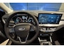 Ford Focus 1.0 EcoBoost Hybrid Titanium €6195,- voordeel! Privacy glas, climate control, Apple Carplay,Full LED