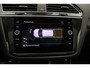 Volkswagen Tiguan R-Line Business 1.5 TSI 150pk DSG Automaat Trekhaak, LED matrix koplampen, Panoramadak, Elektrische achterklep, Navigatie, Adaptive cruise control