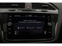 Volkswagen Tiguan R-Line Business 1.5 TSI 150pk DSG Automaat Trekhaak, LED matrix koplampen, Panoramadak, Elektrische achterklep, Navigatie, Adaptive cruise control