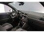 Volkswagen Tiguan R-Line Business 1.5 TSI 150pk DSG Automaat Trekhaak, LED matrix koplampen, Panoramadak, Elektrische achterklep, Navigatie, Adaptive cruise control
