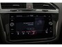 Volkswagen Tiguan R-Line Business 1.5 TSI 150pk DSG Automaat Trekhaak, LED matrix koplampen, Panoramadak, Elektrische achterklep, Navigatie, Adaptive cruise control