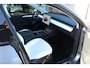 Tesla Model Y Long Range AWD 75 kWh WIT LEER / 14.209 km !!