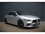 Mercedes-Benz A-klasse 250 e Advantage AMG | Panoramadak | Burmester | Stoelverwarming | Memory Seat | Cruise Control | Camera | Apple Carplay | Ambiance Verlichting | Night Pakket | Keyless |
