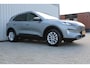 Ford Kuga 2.5 PHEV Titanium X | Incl. 12 maanden garantie | Cruise control | Trekhaak | Climate control | Stoelverwarming voor + achter | Stuurverwarming | Parkeercamera | Apple carplay/Android auto |