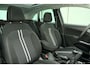 Opel Crossland 1.2 Turbo Level 4 110 PK | Glazen panoramadak | Navigatie | Climate control | Camera | Lichtmetalen velgen | Cruise control