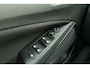 Opel Crossland 1.2 Turbo Level 4 110 PK | Glazen panoramadak | Navigatie | Climate control | Camera | Lichtmetalen velgen | Cruise control