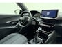 Peugeot 2008 1.2 PureTech Allure 100 PK | Handgeschakeld | Airco | Cruise Control | Camera | Navigatie | Licht Metalen Velgen | 3D Instrumentenpaneel