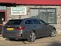 BMW 3-Serie Touring 330i High Executive VOL! l PANO l CAMERA l SP-STOELEN l LEDER l ACC l TREKGHAAK l ORG.NL l DEALER OND