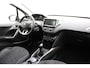 Peugeot 2008 1.2 PureTech Blue Lion 110 PK | Handgeschakeld | Panorama dak | Trekhaak | Licht Metalen Velgen | Navigatie | Parkeersensor | Cruise Control | Airco