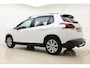 Peugeot 2008 1.2 PureTech Blue Lion 110 PK | Handgeschakeld | Panorama dak | Trekhaak | Licht Metalen Velgen | Navigatie | Parkeersensor | Cruise Control | Airco