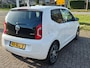 Volkswagen Up! 1.0 high up! BlueMotion | Navi | Bluetooth| All season met LM velgen