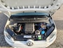Volkswagen Up! 1.0 high up! BlueMotion | Navi | Bluetooth| All season met LM velgen
