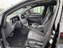 Volkswagen Golf 1.5 eTSI R-Line met Panorama dak !!! Full options !!! Dealer Onderhouden !!!