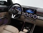 Mercedes-Benz GLB 200 Luxury Line 7p. | Trekhaak | Panoramadak | 19" lichtmetalen velgen | Widescreen | Sfeerverlichting | Stoelverwarming |