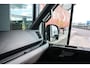 Volkswagen Crafter 50 2.0 TDI L4 164 PK Automaat | Bakwagen | Laadklep 1.000 kg laadvermogen | Navigatie | Dubbellucht | Camera | Geveerde stoel