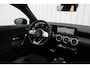 Mercedes-Benz A-klasse 200 Business Solution AMG Night Upgrade 164pk | Incl. 12 maanden garantie | Night pakket | Panoramadak | AMG pakket | Virtual cockpit | Stoelverwarming | Lane assist | Zwarte hemel | Navigatie | LED verlichting | Achteruitrijcamera