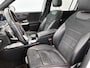 Mercedes-Benz GLB 200 Premium 7p. AMG Styling | Panoramadak | Wegklapbare trekhaak | Nightpakket Inclusief 24 maanden MB Certified garantie voor Europa.