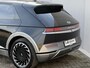 Hyundai Ioniq 5 Lounge 73kWh / Accu SOH 99.8% / Fabrieksgarantie tot 10-2026 / Dealer onderhouden / WLTP 451 km / CCS snelladen / Warmtepomp / Stuur-, Stoel en Achterbank verwarming / Adaptief CC /