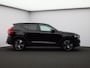 Volvo XC40 2.0 T4 Momentum Pro / Pan. dak / Trekhaak / Leder / Privacy glass / Parkeercamera /
