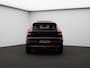 Volvo XC40 2.0 T4 Momentum Pro / Pan. dak / Trekhaak / Leder / Privacy glass / Parkeercamera /