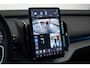 Volvo EX30 Cross Country Twin Motor Performance Ultra 69 kWh | 360º Parkeercamera | Panorama Dak | 22KW Boordlader | Elektrisch Verstelbare Voorstoelen | Audio by Harman Kardon | Keyless Entry | Extra Getint Glas Achter