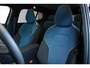 Volvo EX30 Cross Country Twin Motor Performance Ultra 69 kWh | 360º Parkeercamera | Panorama Dak | 22KW Boordlader | Elektrisch Verstelbare Voorstoelen | Audio by Harman Kardon | Keyless Entry | Extra Getint Glas Achter